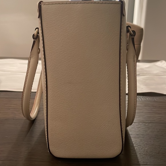 Kate Spade Handbag - Picture 2 of 8